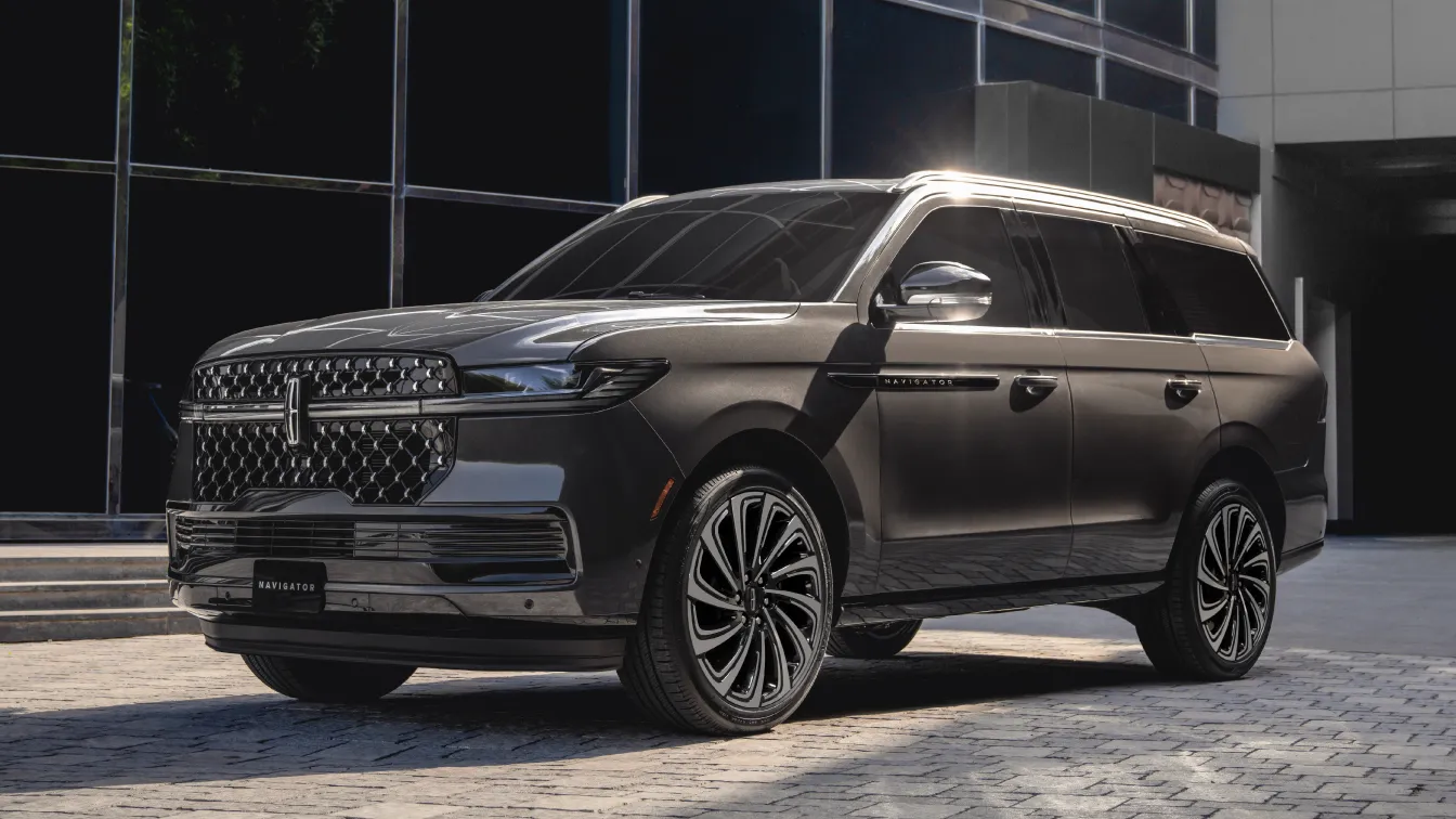 Lincoln Navigator Grid image 1